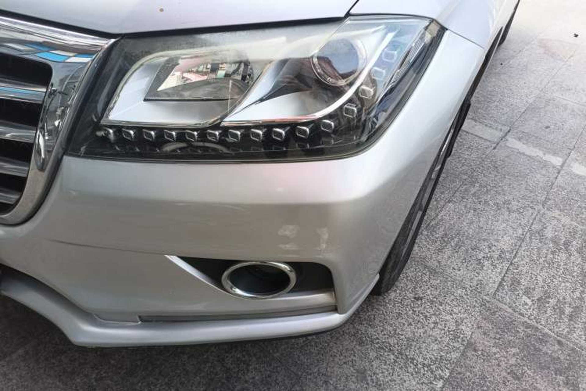 Used Haval H2 2014 1.5T Manual Two-Wheel Drive Elite Edition Left Front Headlight