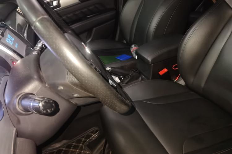 Used Haval H2 2014 1.5T Manual Two-Wheel Drive Elite Edition Left Front Seat