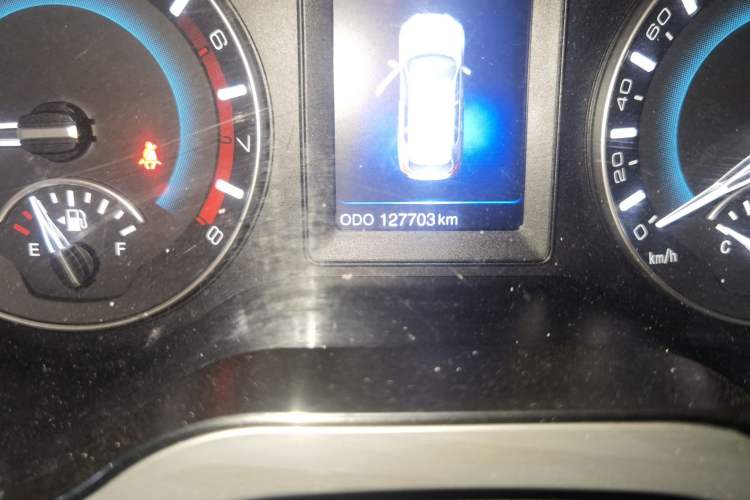Used Haval H2 2014 1.5T Manual Two-Wheel Drive Elite Edition Odometer Close Up