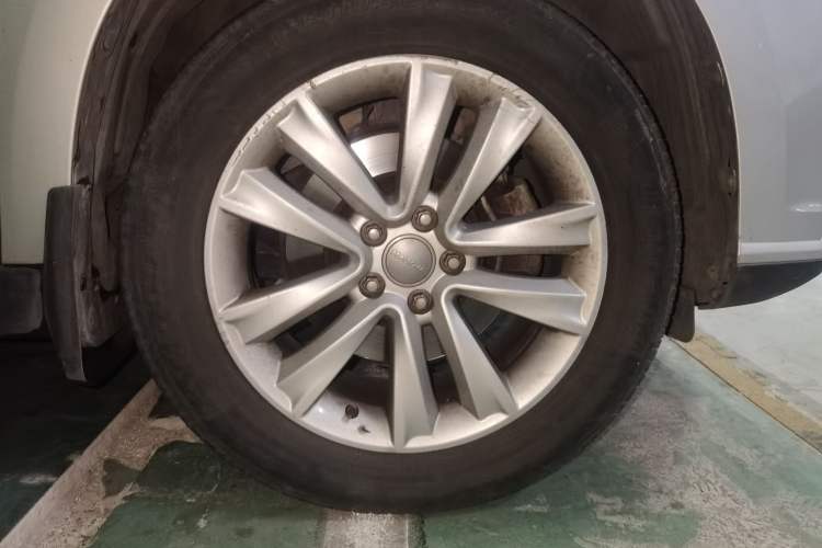 Used Haval H2 2014 1.5T Manual Two-Wheel Drive Elite Edition Right Front Wheel Hub