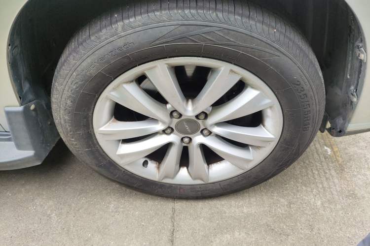 Used Haval H2 2014 1.5T Manual Two-Wheel Drive Elite Edition Right Front Wheel Hub