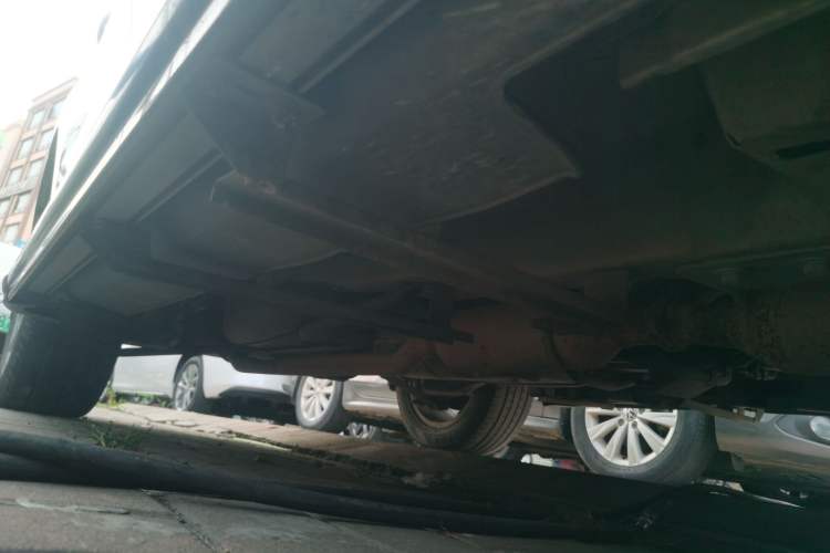 Used Haval H2 2014 1.5T Manual Two-Wheel Drive Elite Edition Right Side Sill