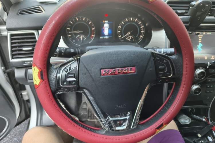 Used Haval H2 2014 1.5T Manual Two-Wheel Drive Elite Edition Steering Wheel