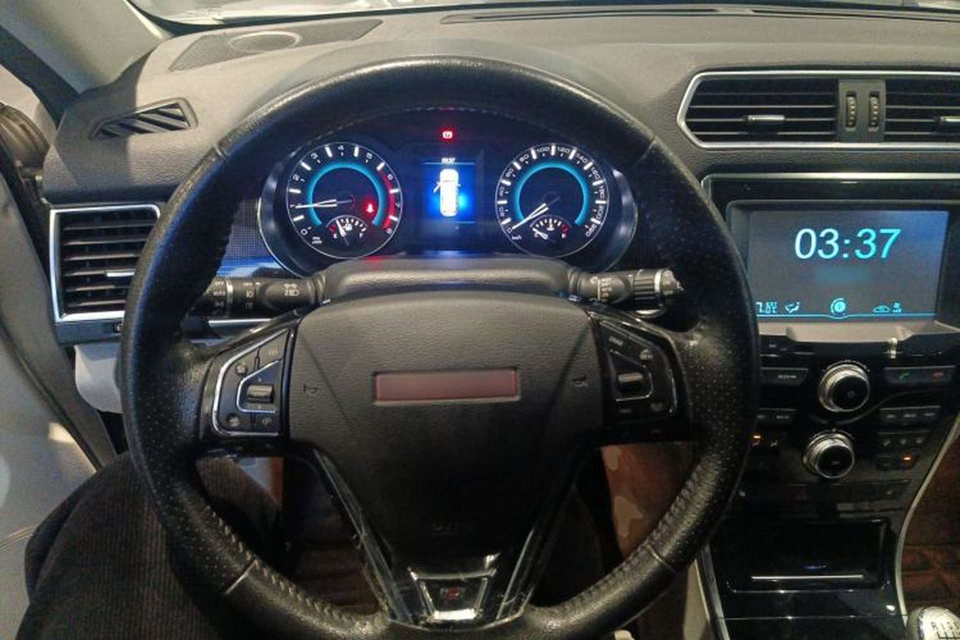 Used Haval H2 2014 1.5T Manual Two-Wheel Drive Elite Edition Steering Wheel