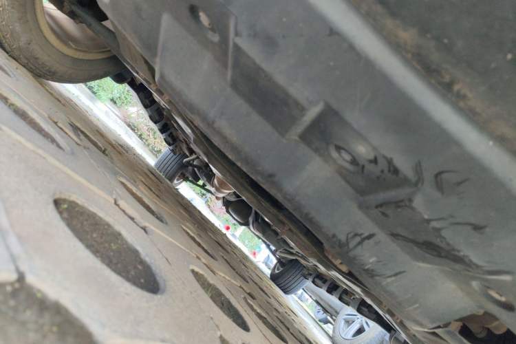Used Haval H2 2014 1.5T Manual Two-Wheel Drive Elite Edition Chassis Front
