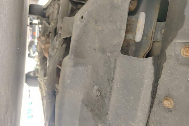 Used Haval H2 2014 1.5T Manual Two-Wheel Drive Urban Edition Chassis Front
