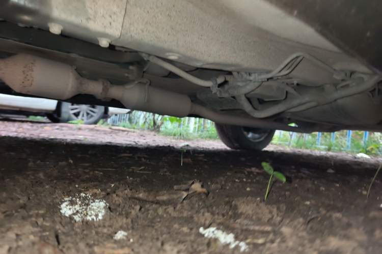 Used Haval H2 2014 1.5T Manual Two-Wheel Drive Elite Edition Chassis Front Left