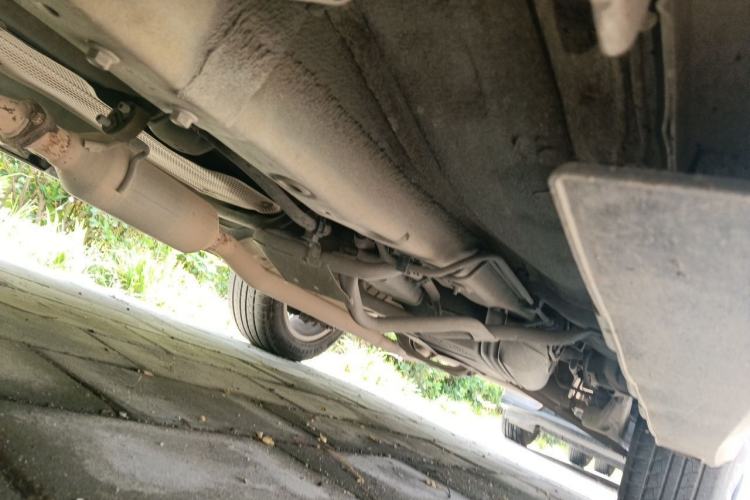 Used Haval H2 2014 1.5T Manual Two-Wheel Drive Elite Edition Chassis Front Left