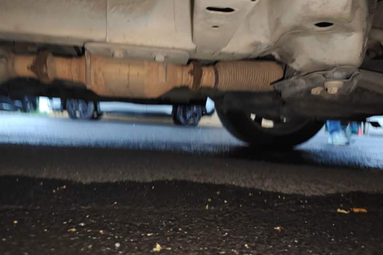 Used Haval H2 2014 1.5T Manual Two-Wheel Drive Elite Edition Chassis Front Right