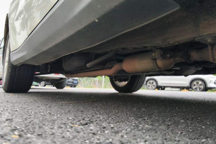 Used Haval H2 2014 1.5T Manual Two-Wheel Drive Urban Edition Chassis Front Right