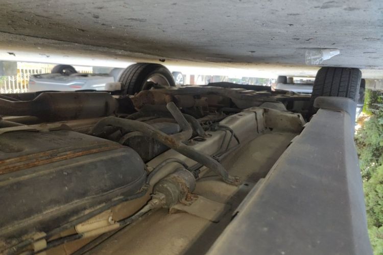 Used Haval H2 2014 1.5T Manual Two-Wheel Drive Elite Edition Chassis Front Right