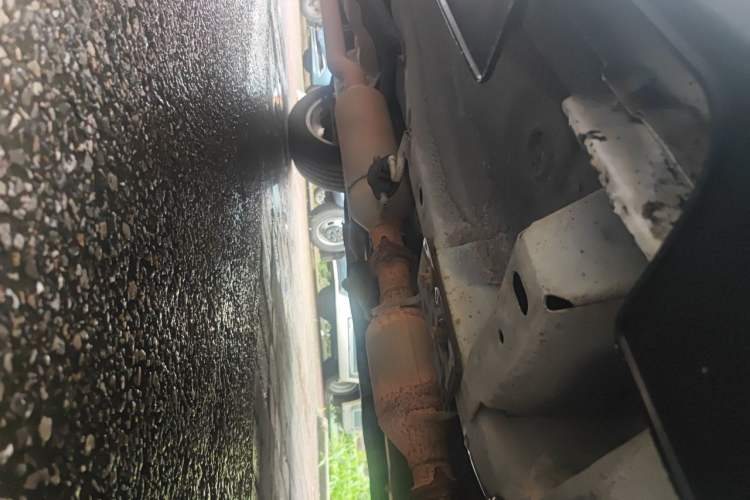 Used Haval H2 2014 1.5T Manual Two-Wheel Drive Elite Edition Chassis Front Right