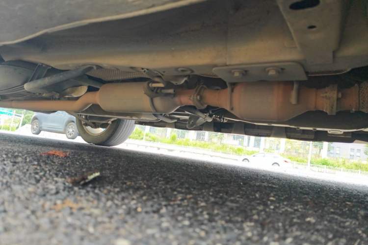 Used Haval H2 2014 1.5T Manual Two-Wheel Drive Urban Edition Chassis Front Right