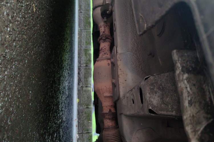 Used Haval H2 2014 1.5T Manual Two-Wheel Drive Elite Edition Chassis Front Right