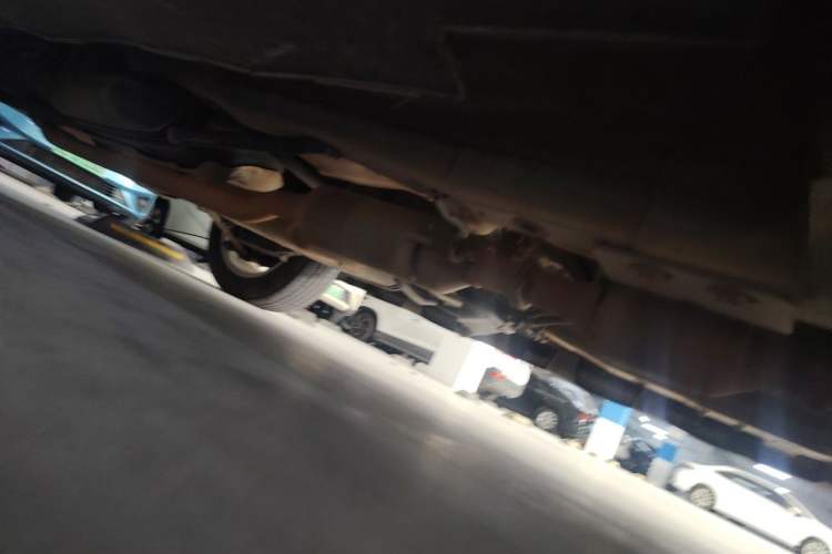 Used Haval H2 2014 1.5T Manual Two-Wheel Drive Elite Edition Chassis Front Right