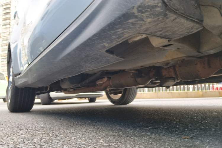 Used Haval H2 2014 1.5T Manual Two-Wheel Drive Elite Edition Chassis Front Right