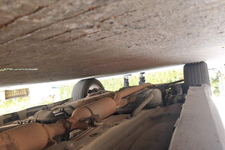 Used Haval H2 2014 1.5T Manual Two-Wheel Drive Elite Edition Chassis Front Right
