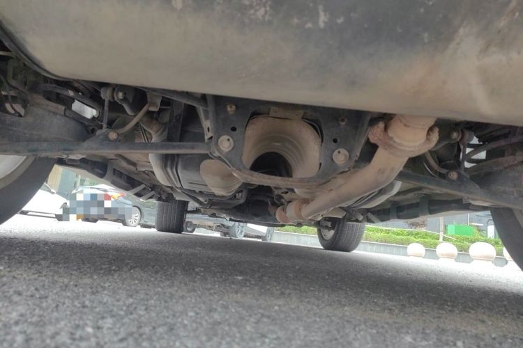 Used Haval H2 2014 1.5T Manual Two-Wheel Drive Elite Edition Chassis Rear