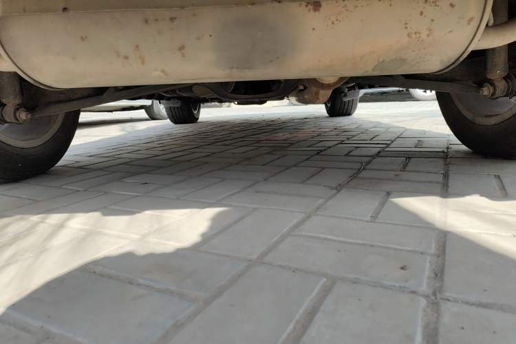 Used Haval H2 2014 1.5T Manual Two-Wheel Drive Elite Edition Chassis Rear