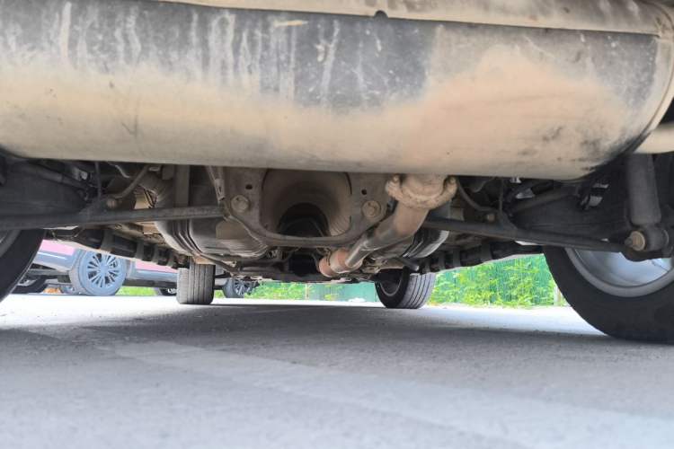 Used Haval H2 2014 1.5T Manual Two-Wheel Drive Elite Edition Chassis Rear