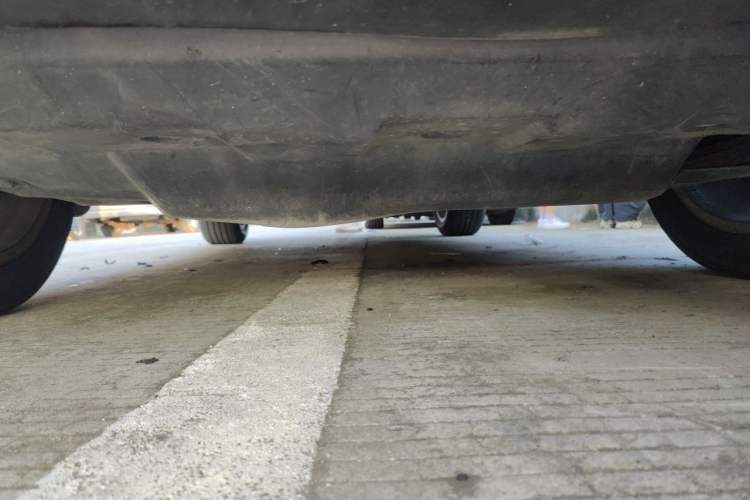 Used Haval H2 2014 1.5T Manual Two-Wheel Drive Elite Edition Chassis Rear