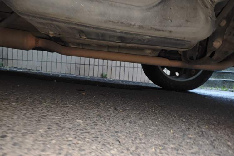 Used Haval H2 2014 1.5T Manual Two-Wheel Drive Elite Edition Chassis Rear Left