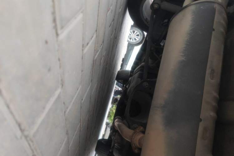 Used Haval H2 2014 1.5T Manual Two-Wheel Drive Elite Edition Chassis Rear