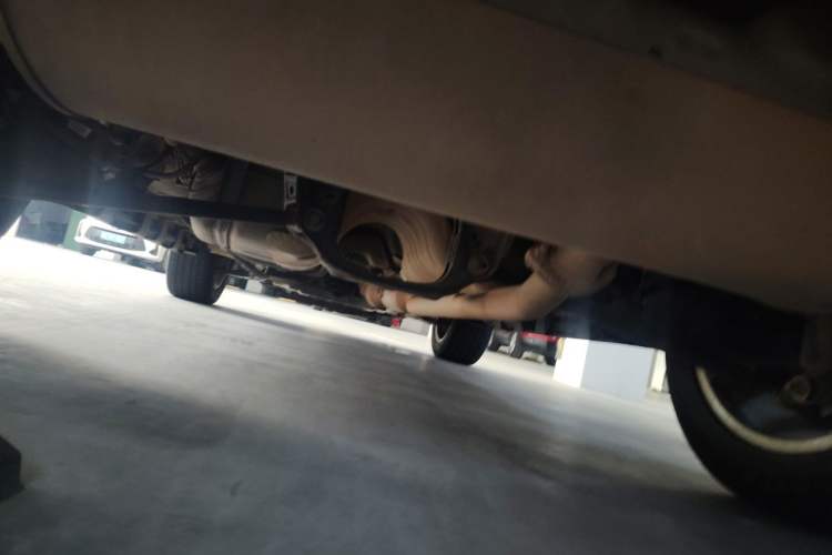 Used Haval H2 2014 1.5T Manual Two-Wheel Drive Elite Edition Chassis Rear