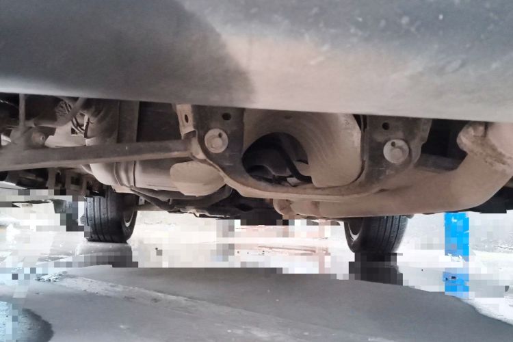 Used Haval H2 2014 1.5T Manual Two-Wheel Drive Elite Edition Chassis Rear
