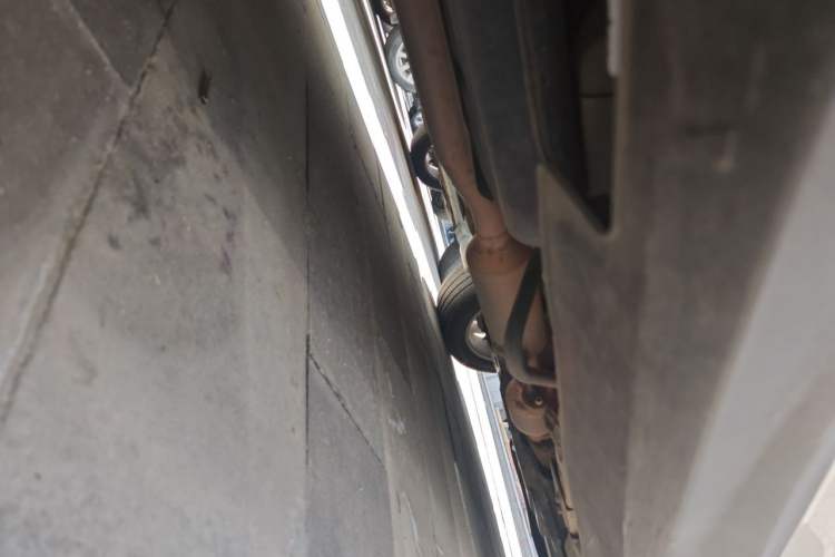 Used Haval H2 2014 1.5T Manual Two-Wheel Drive Elite Edition Chassis Rear Right