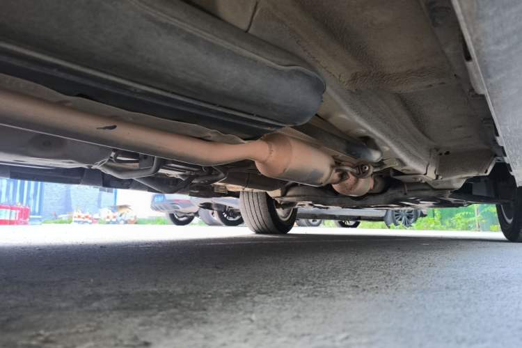 Used Haval H2 2014 1.5T Manual Two-Wheel Drive Elite Edition Chassis Rear Right