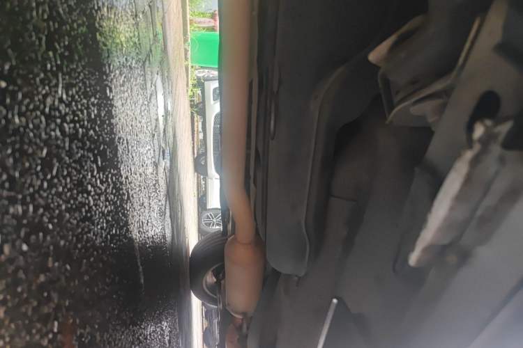 Used Haval H2 2014 1.5T Manual Two-Wheel Drive Elite Edition Chassis Rear Right
