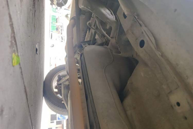 Used Haval H2 2014 1.5T Manual Two-Wheel Drive Urban Edition Chassis Rear Right