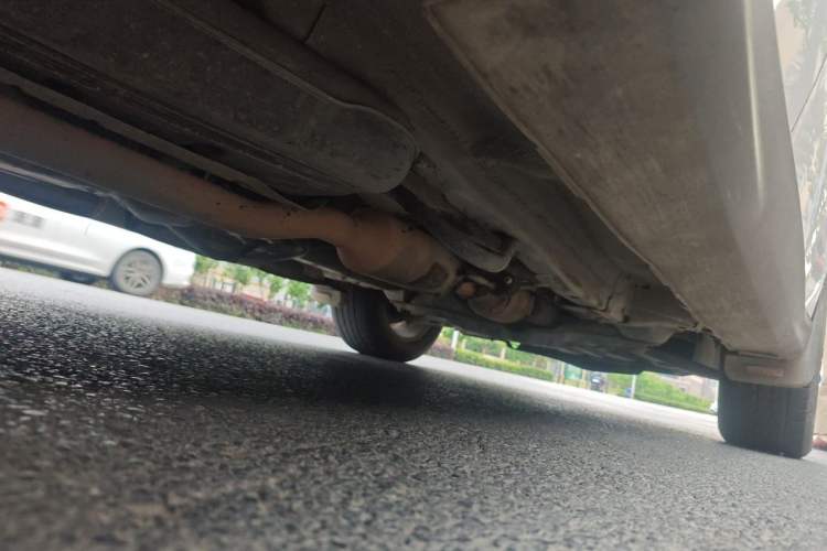 Used Haval H2 2014 1.5T Manual Two-Wheel Drive Elite Edition Chassis Rear Right