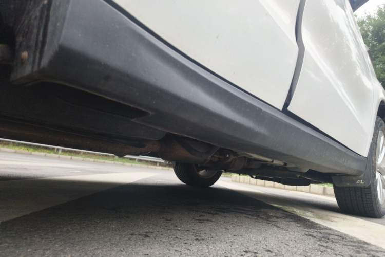 Used Haval H2 2014 1.5T Manual Two-Wheel Drive Elite Edition Chassis Rear Right