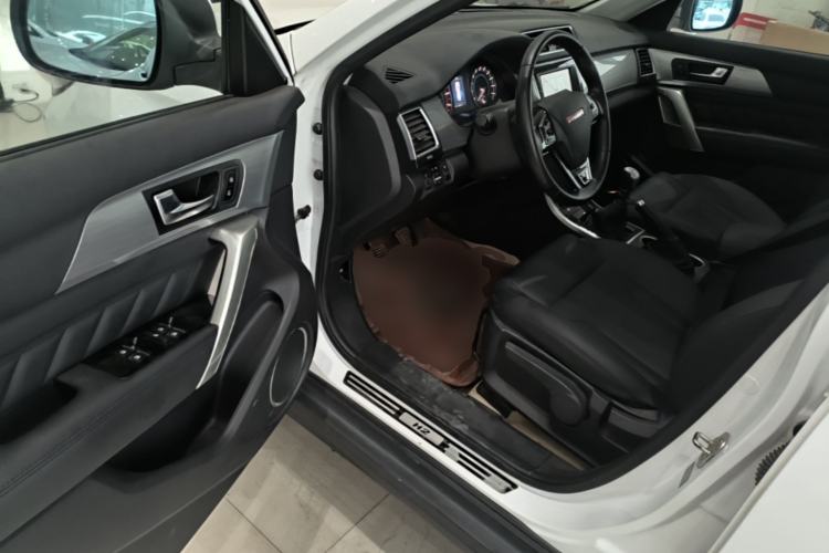 Used Haval H2 2014 1.5T Manual Two-Wheel Drive Elite Edition Driver Seat