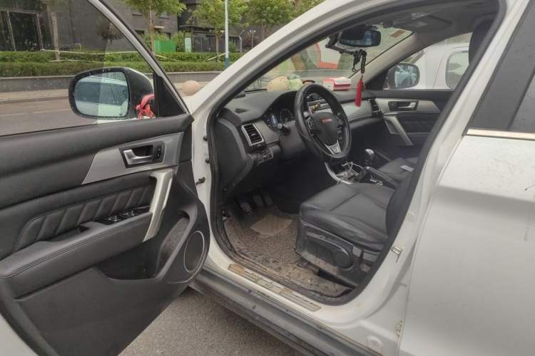Used Haval H2 2014 1.5T Manual Two-Wheel Drive Elite Edition Driver Seat
