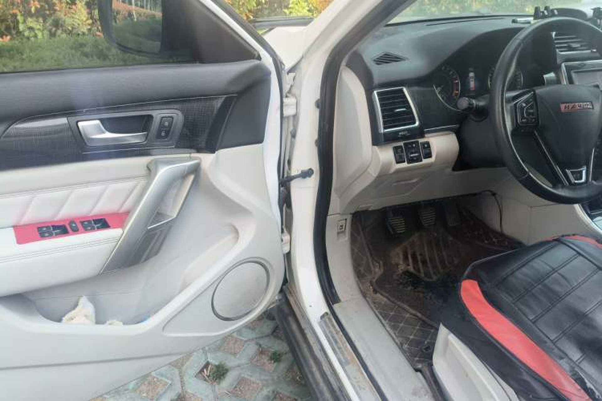Used Haval H2 2014 1.5T Manual Two-Wheel Drive Elite Edition Driver Seat