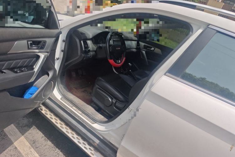 Used Haval H2 2014 1.5T Manual Two-Wheel Drive Elite Edition Driver Seat