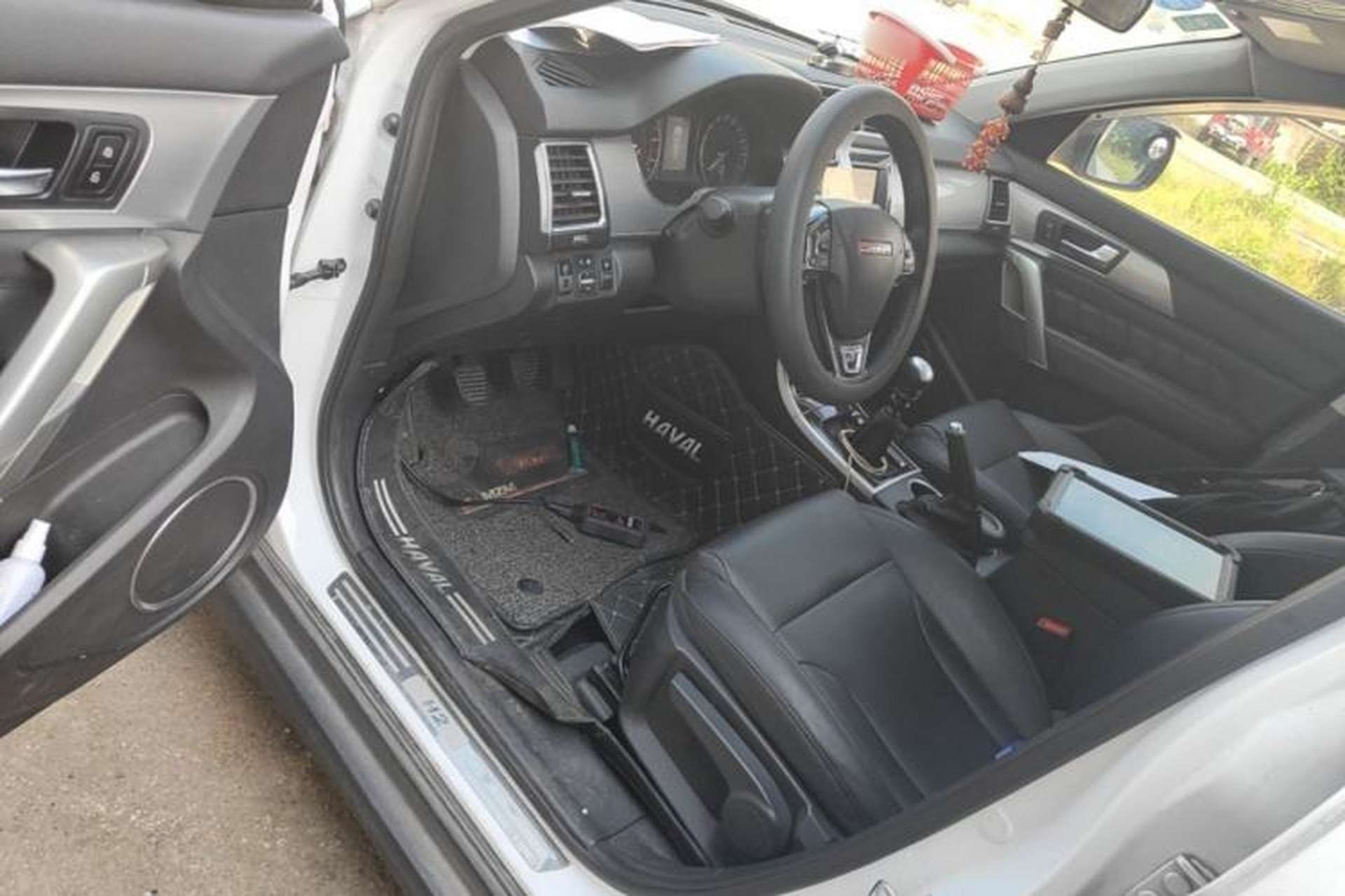 Used Haval H2 2014 1.5T Manual Two-Wheel Drive Elite Edition Driver Seat
