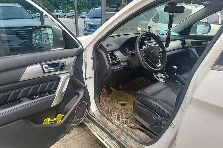 Used Haval H2 2014 1.5T Manual Two-Wheel Drive Elite Edition Driver Seat
