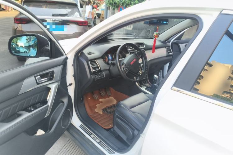 Used Haval H2 2014 1.5T Manual Two-Wheel Drive Elite Edition Driver Seat