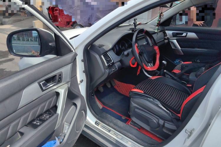 Used Haval H2 2014 1.5T Manual Two-Wheel Drive Elite Edition Driver Seat