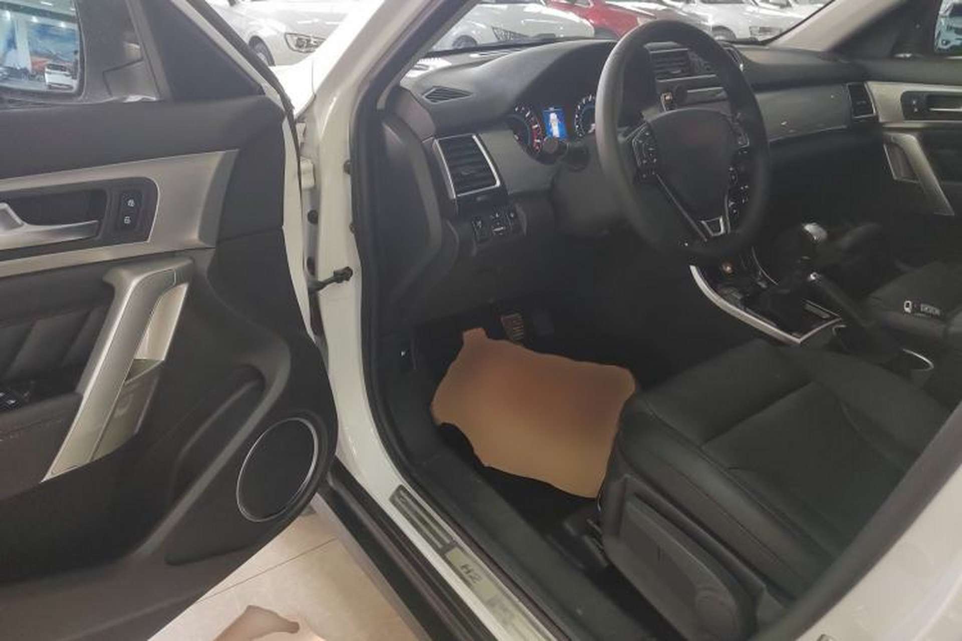 Used Haval H2 2014 1.5T Manual Two-Wheel Drive Elite Edition Driver Seat