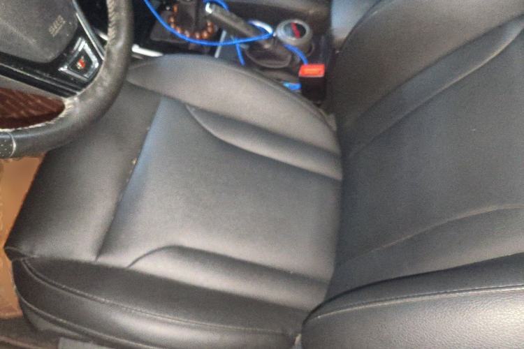 Used Haval H2 2014 1.5T Manual Two-Wheel Drive Elite Edition Driver Seat