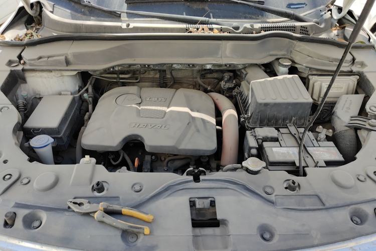 Used Haval H2 2014 1.5T Manual Two-Wheel Drive Elite Edition Engine Bay