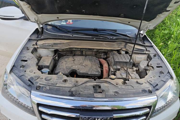 Used Haval H2 2014 1.5T Manual Two-Wheel Drive Elite Edition Engine Bay
