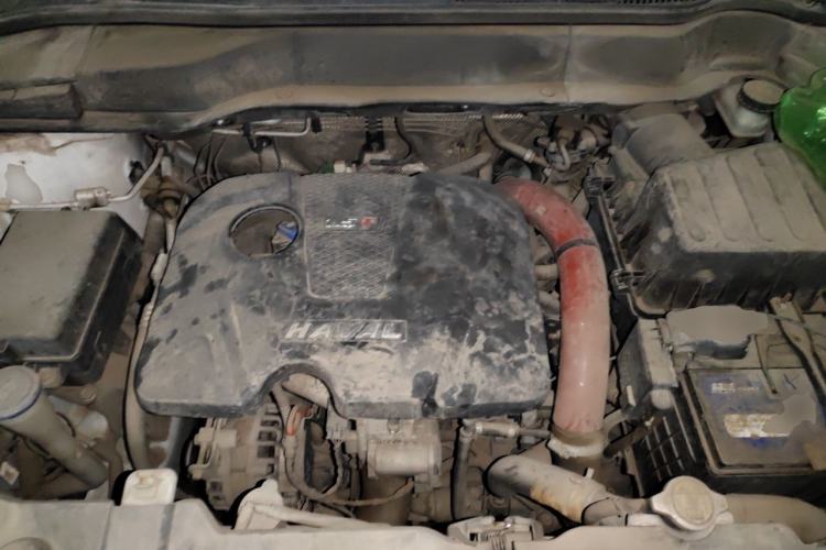 Used Haval H2 2014 1.5T Manual Two-Wheel Drive Elite Edition Engine Bay