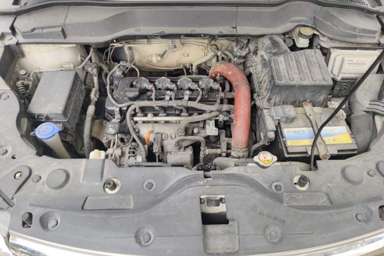Used Haval H2 2014 1.5T Manual Two-Wheel Drive Urban Edition Engine Bay