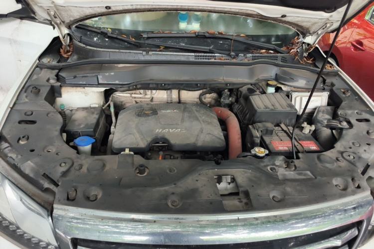 Used Haval H2 2014 1.5T Manual Two-Wheel Drive Elite Edition Engine Bay
